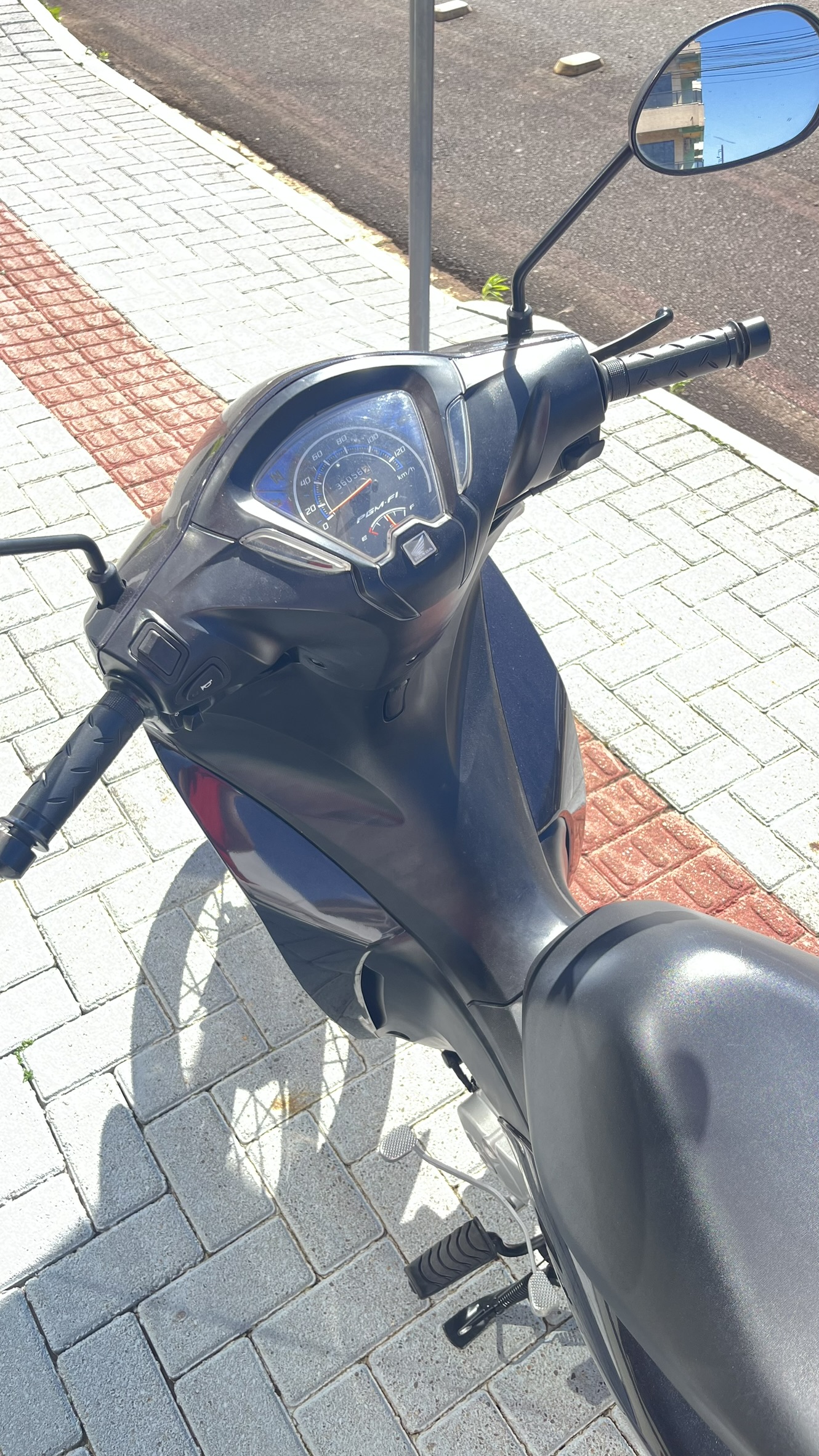 Honda Biz 110i 5