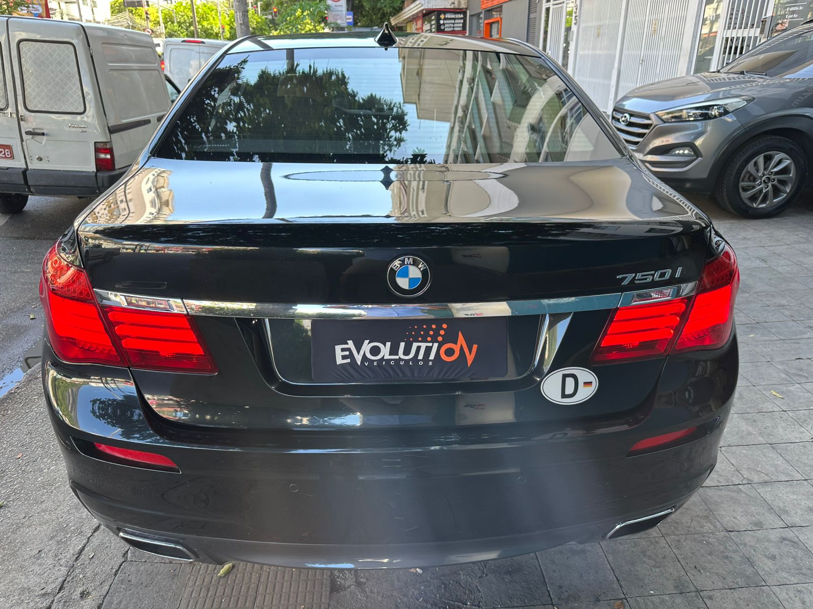 BMW 750i 5