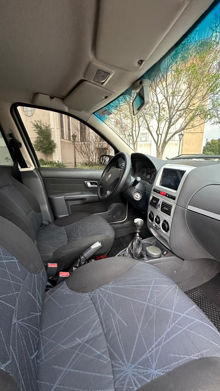 Fiat Palio ELX 5