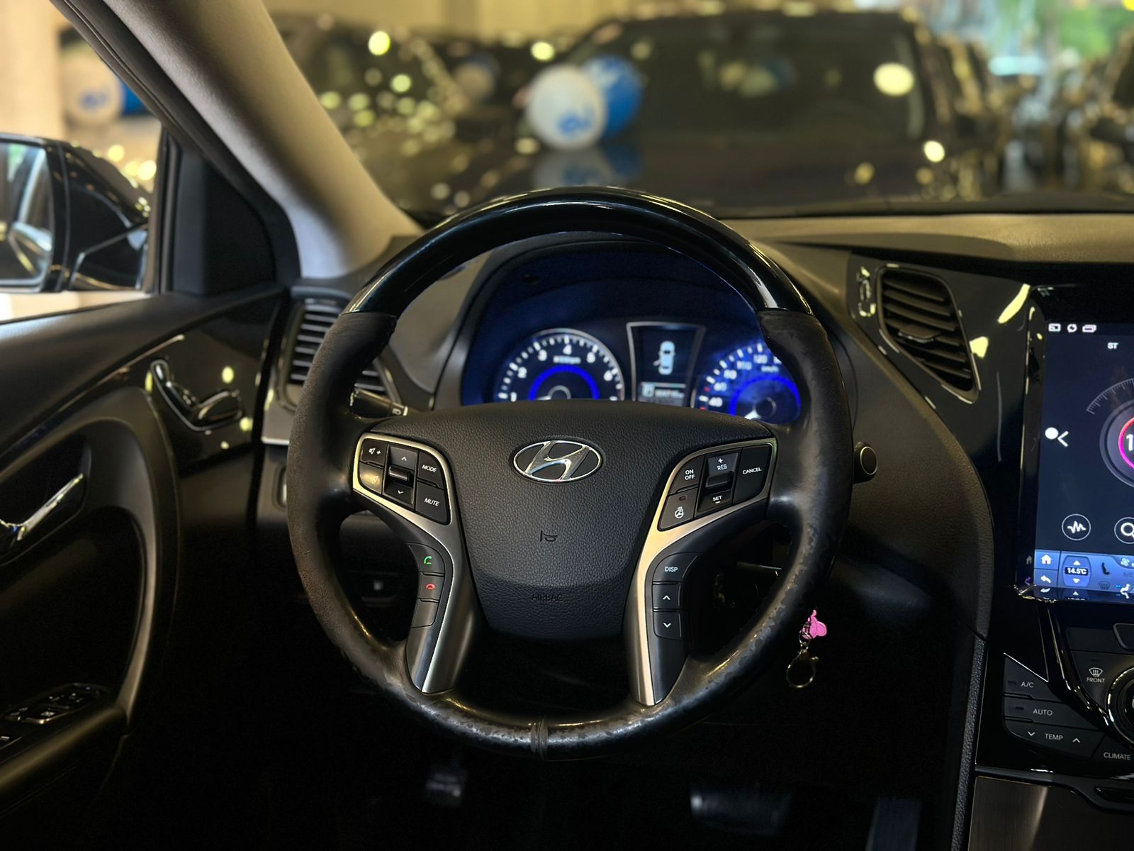 Hyundai Azera 5