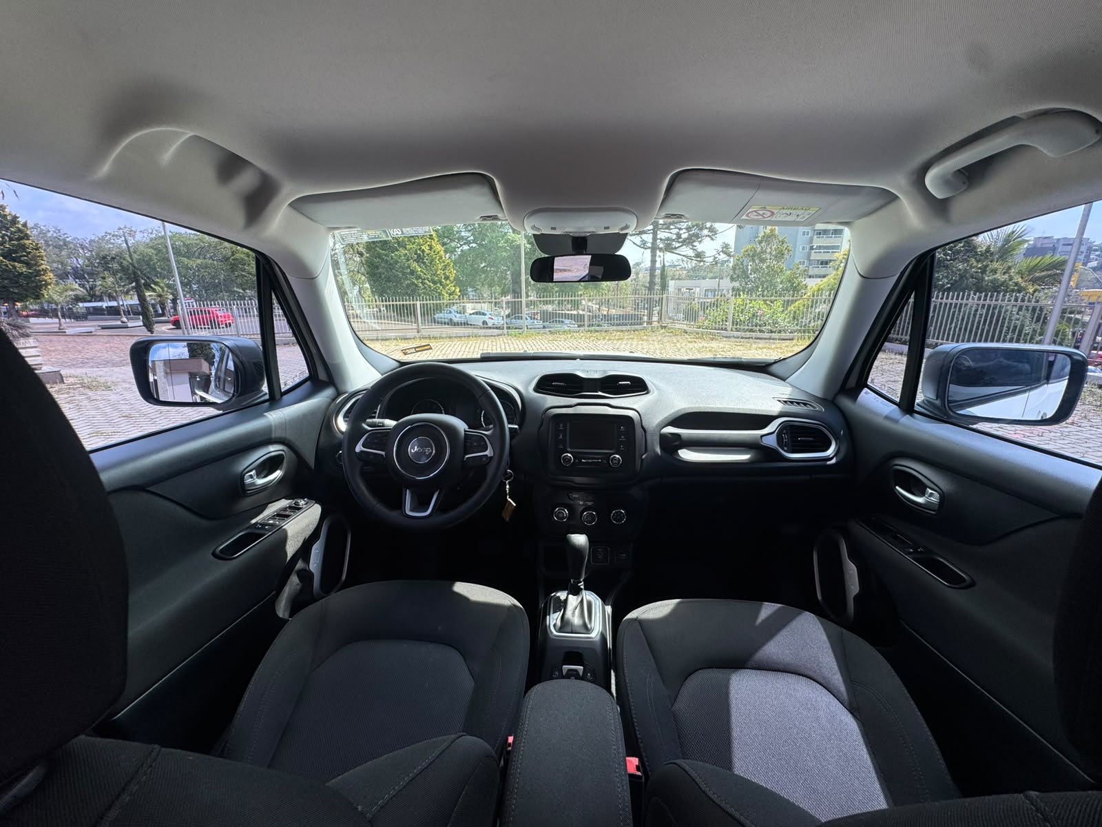 Jeep Renegade Sport 9