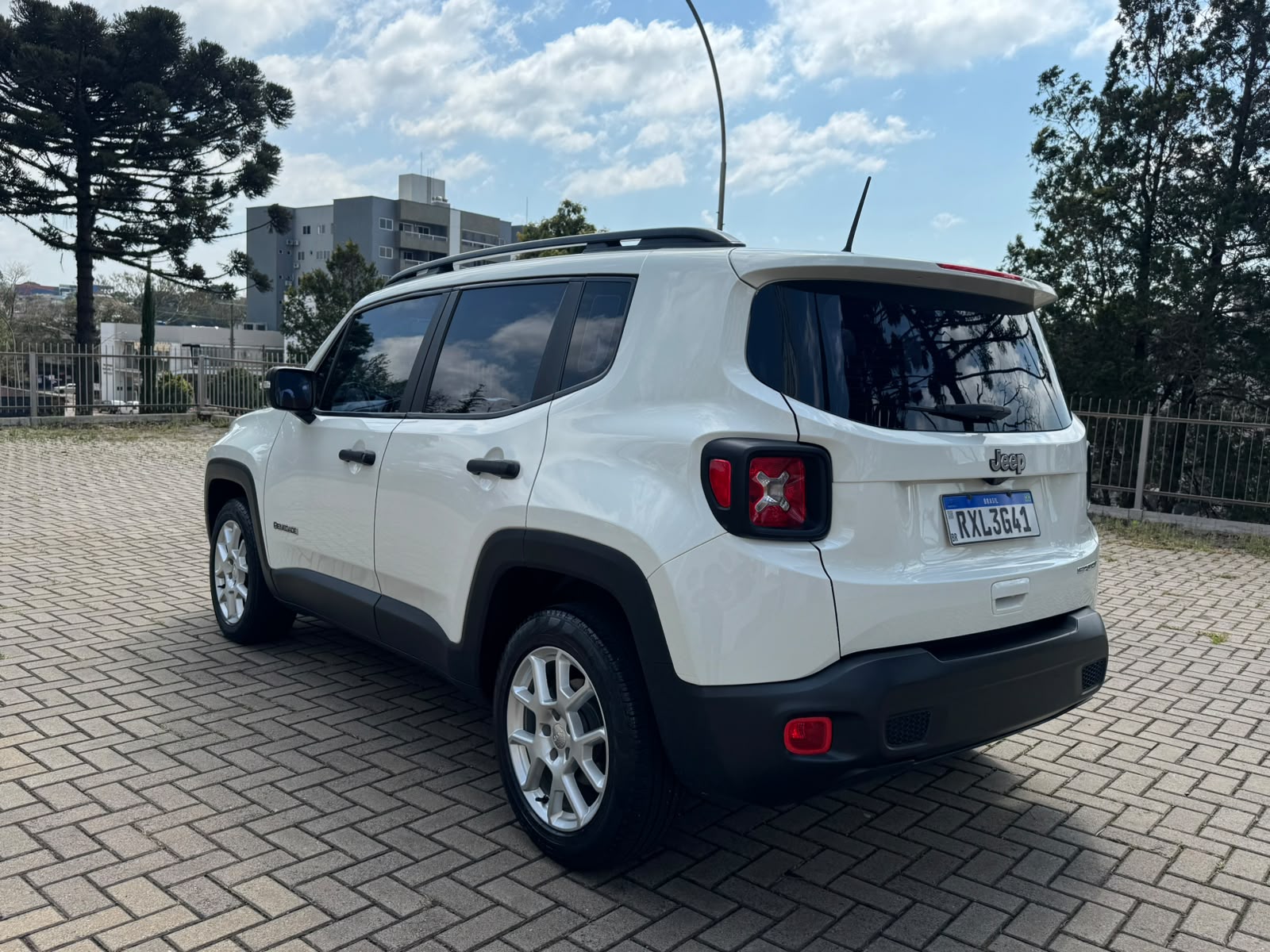 Jeep Renegade Sport 2
