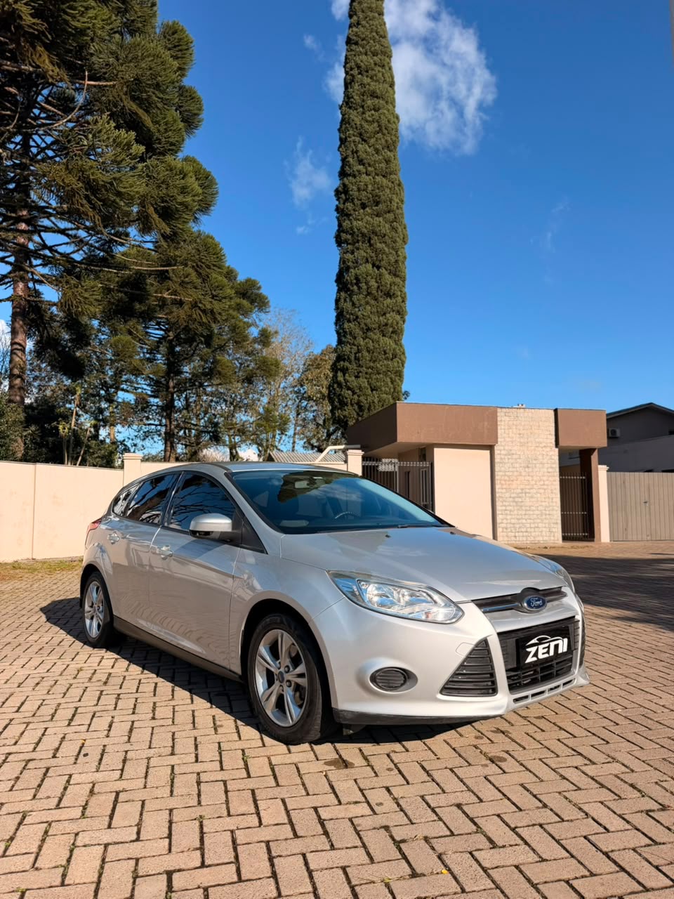 Ford Focus SE Plus 2
