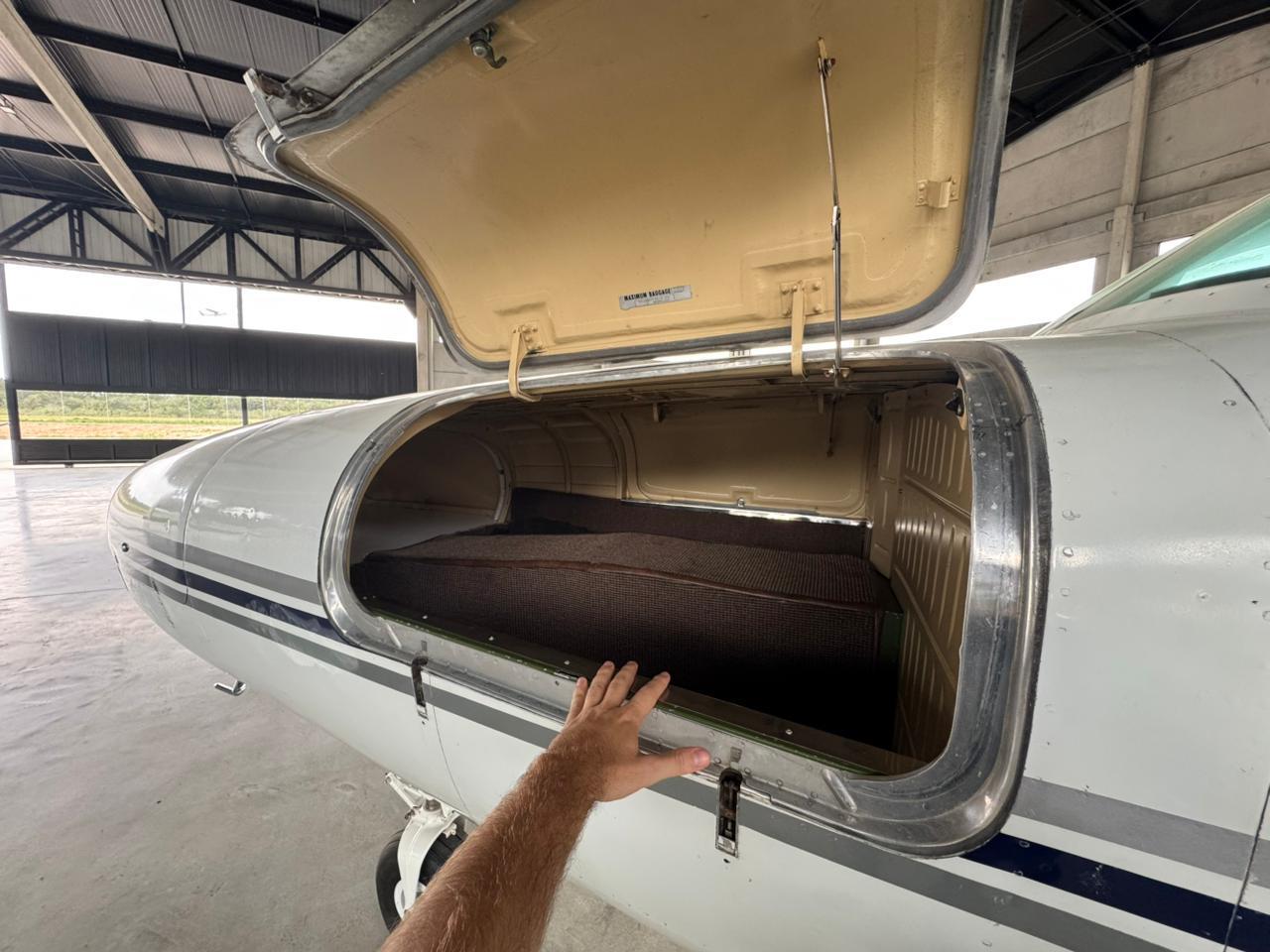 Cessna 402B 5