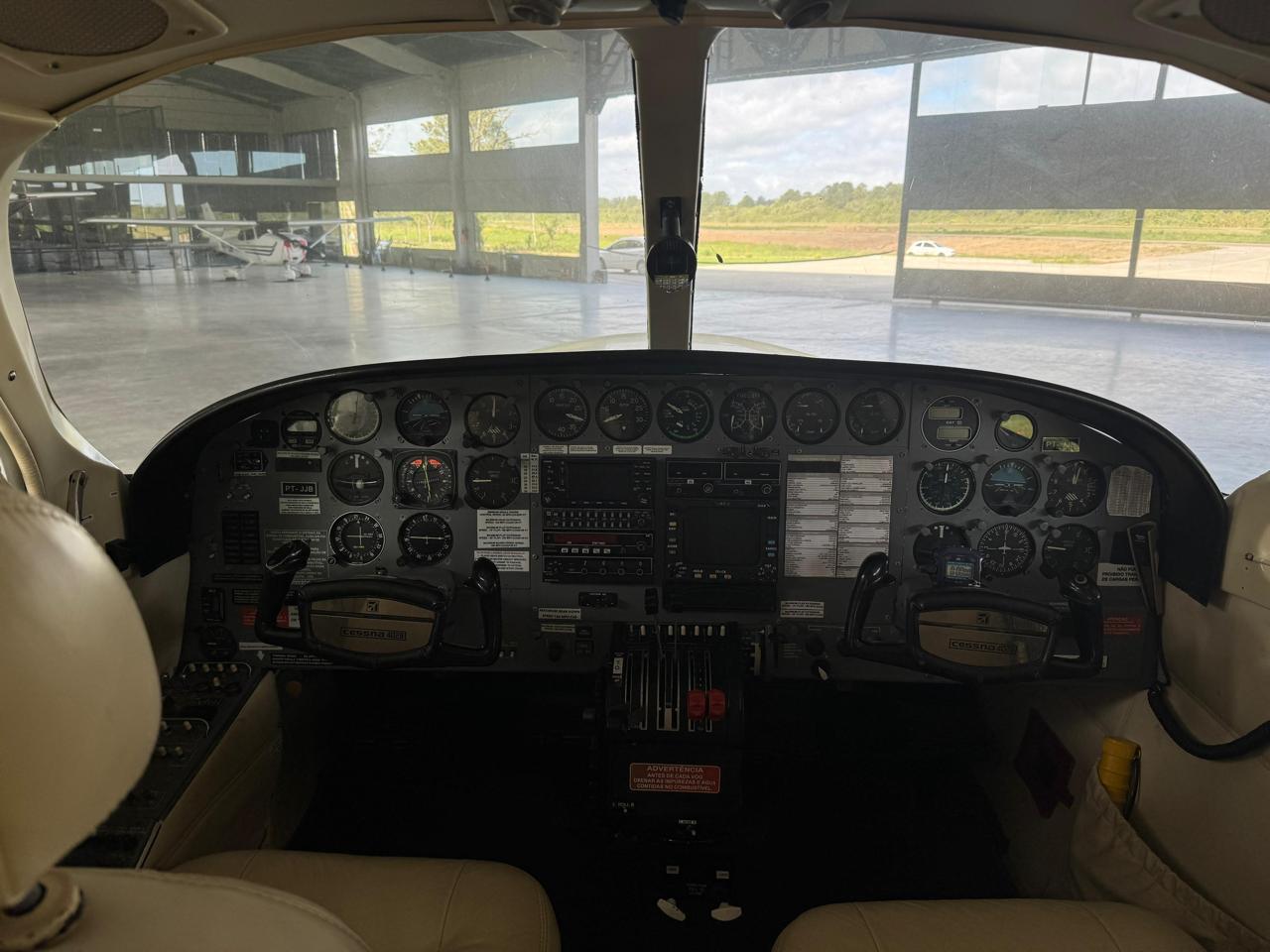 Cessna 402B 4