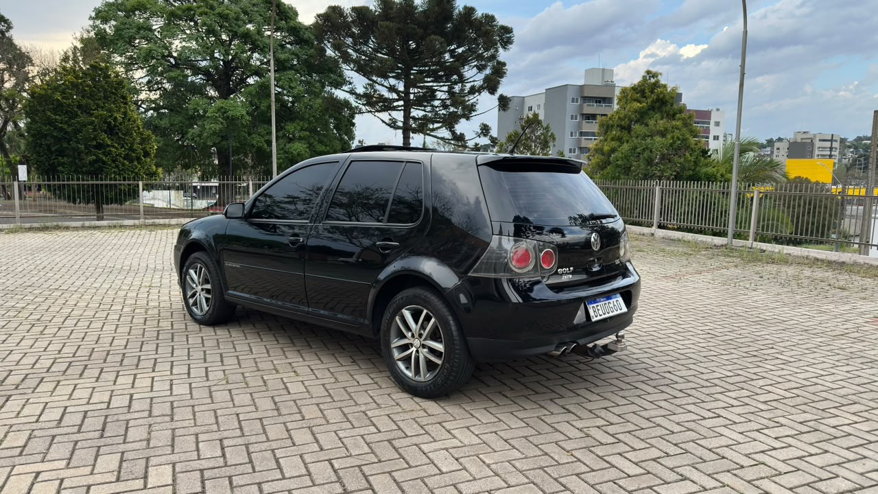 Volkswagen Golf Black Edition 2