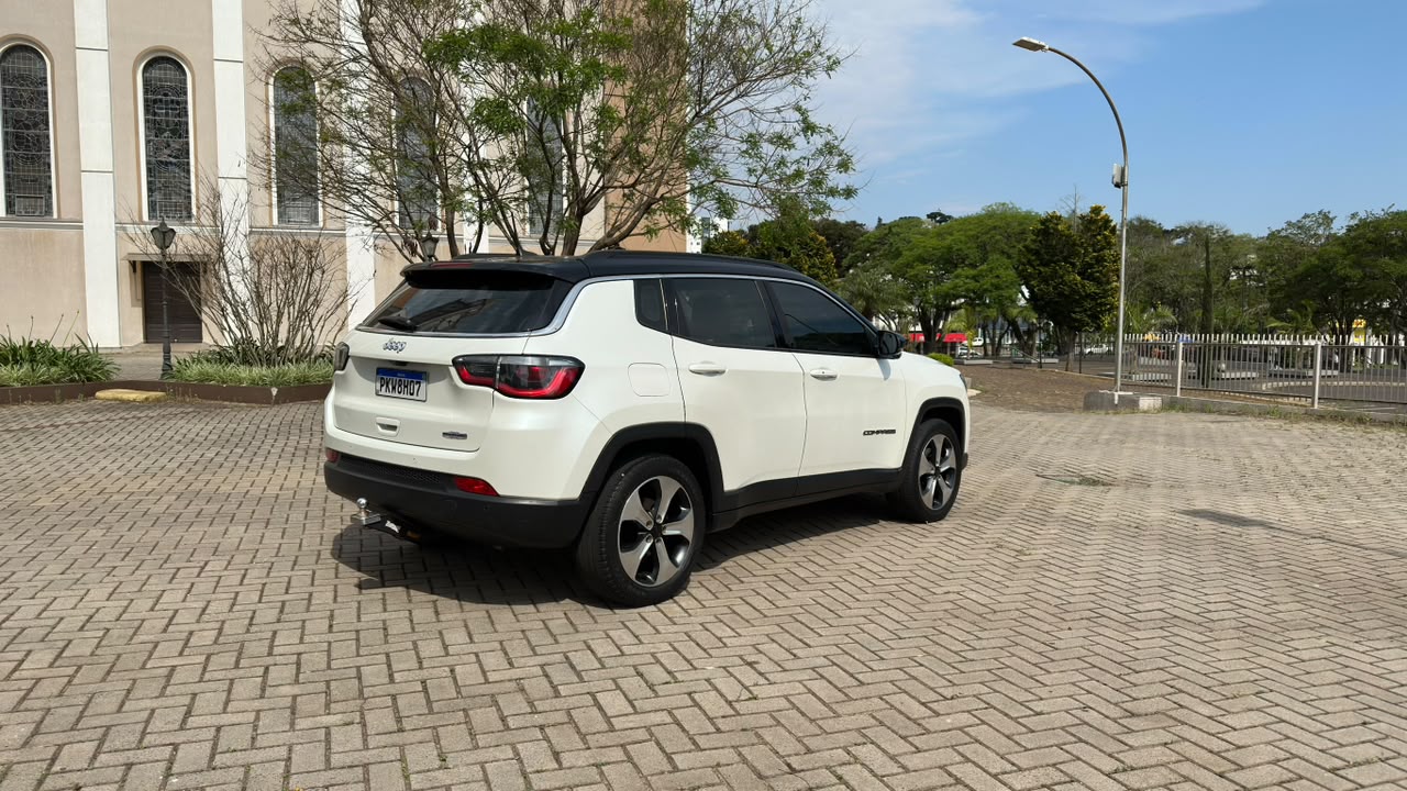 Jeep Compass 4