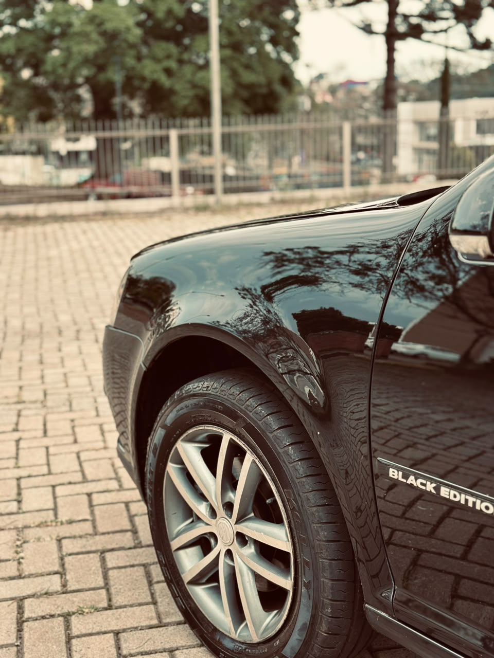 Volkswagen Golf Black Edition 3