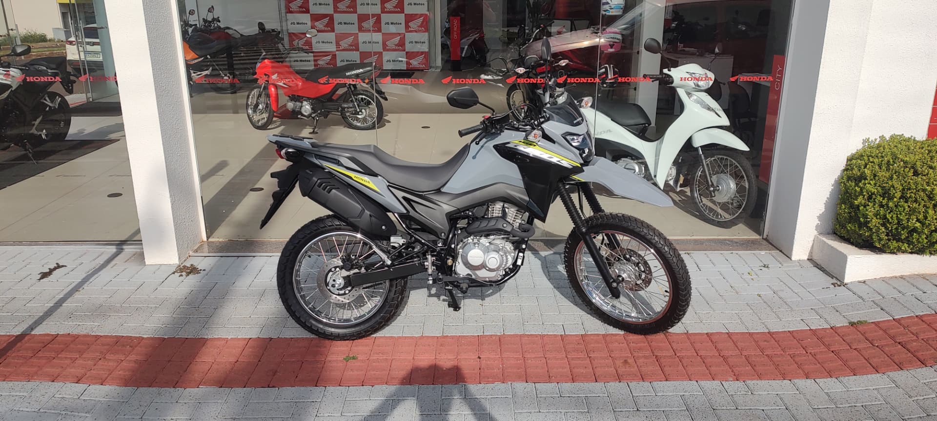 Honda NXR 160 Bros 3